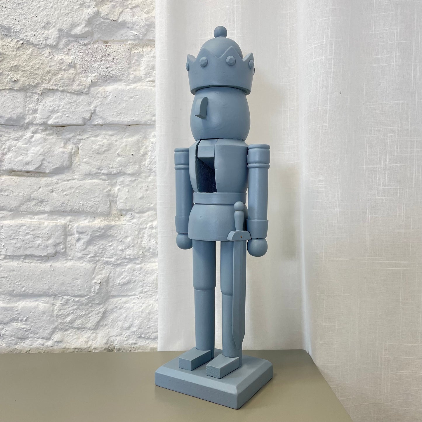 Nussknacker graublau