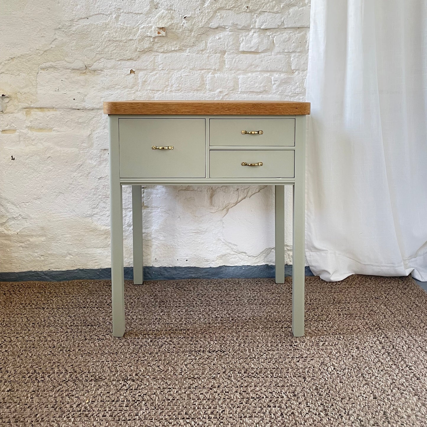 Tisch mit Schubladen Konsolentisch