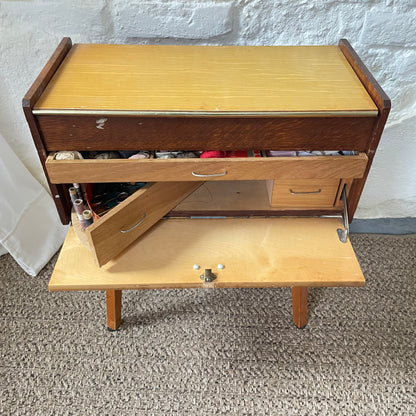 Schränkchen für Nähzubehör - individuell