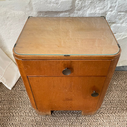 Nachttisch 50er Jahre aus Massivholz - individuell