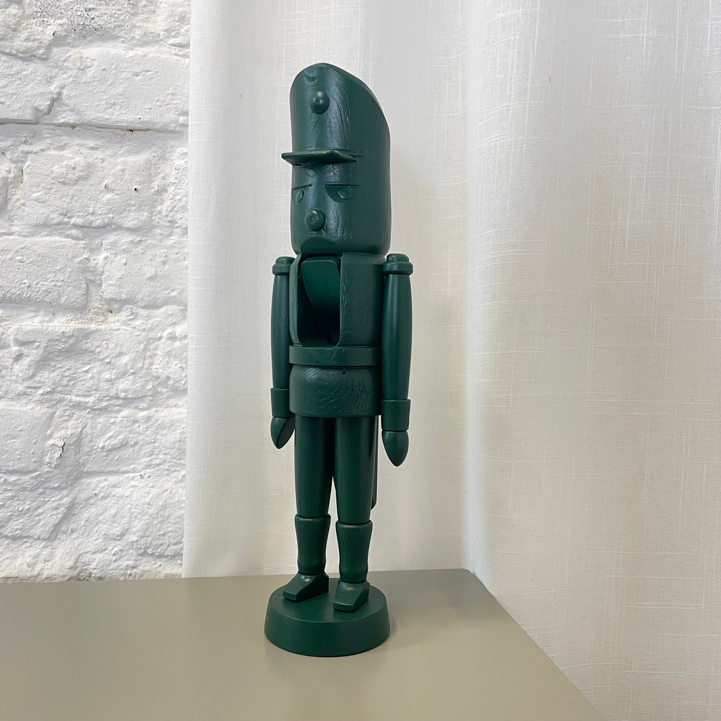 Nussknacker dunkelgrün