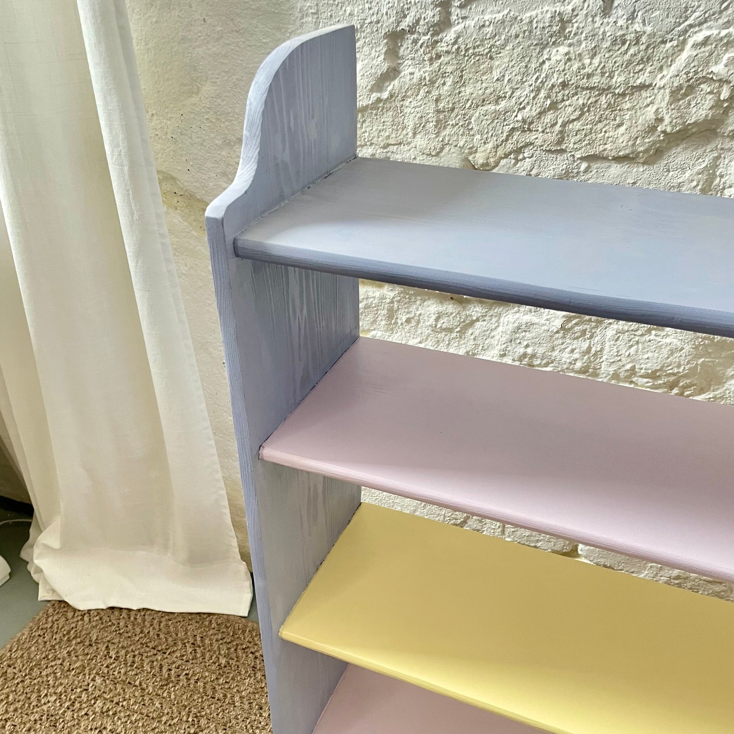 Regal aus Massivholz Secondhand Regal für Wohn- & Kinderzimmer