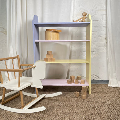 Regal aus Massivholz Secondhand Regal für Wohn- & Kinderzimmer