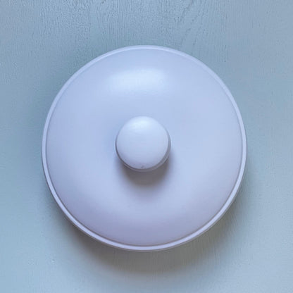 Dose mit Deckel helllila