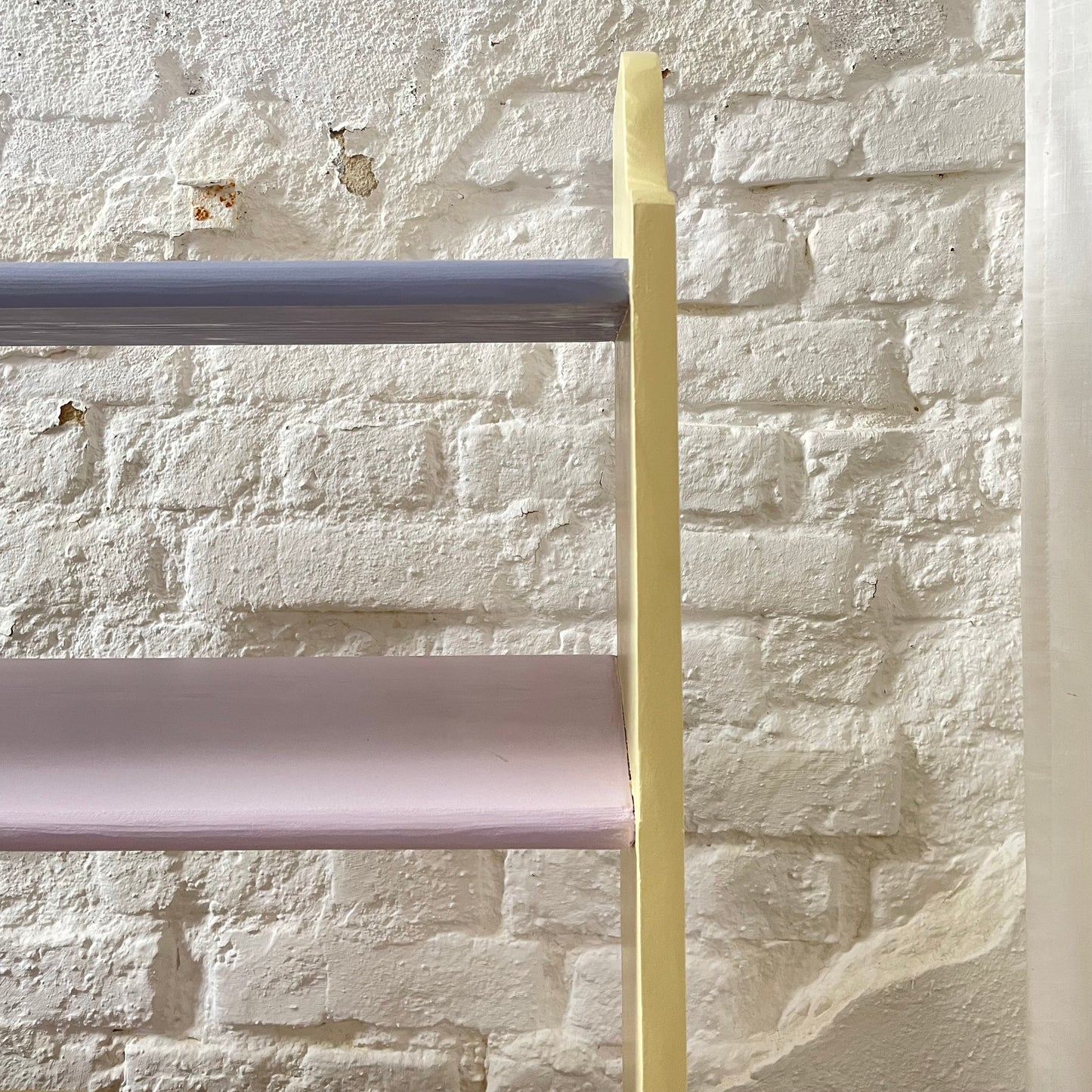 Regal aus Massivholz Secondhand Regal für Wohn- & Kinderzimmer