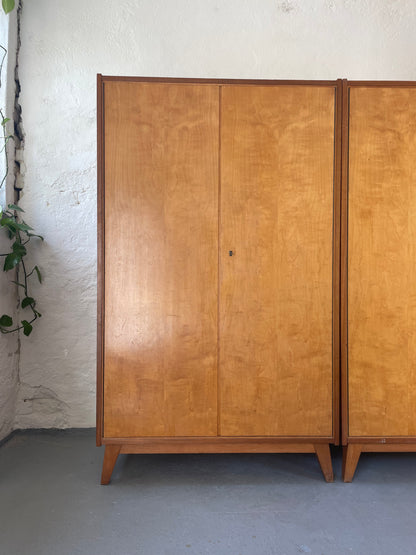 Kleiderschrank Mid Century mit Einlegeböden - individuell