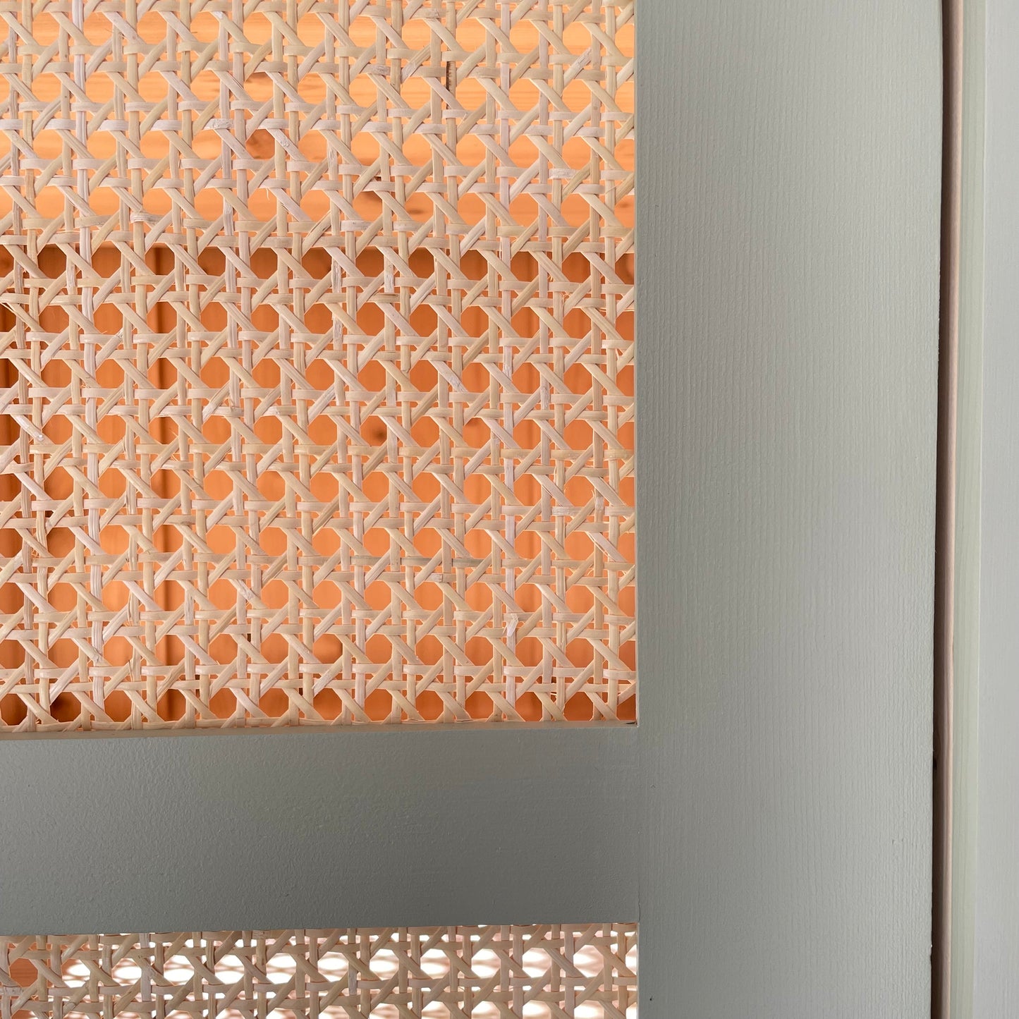 Kleiderschrank Wienergeflecht | Vintage Massivholz Schrank