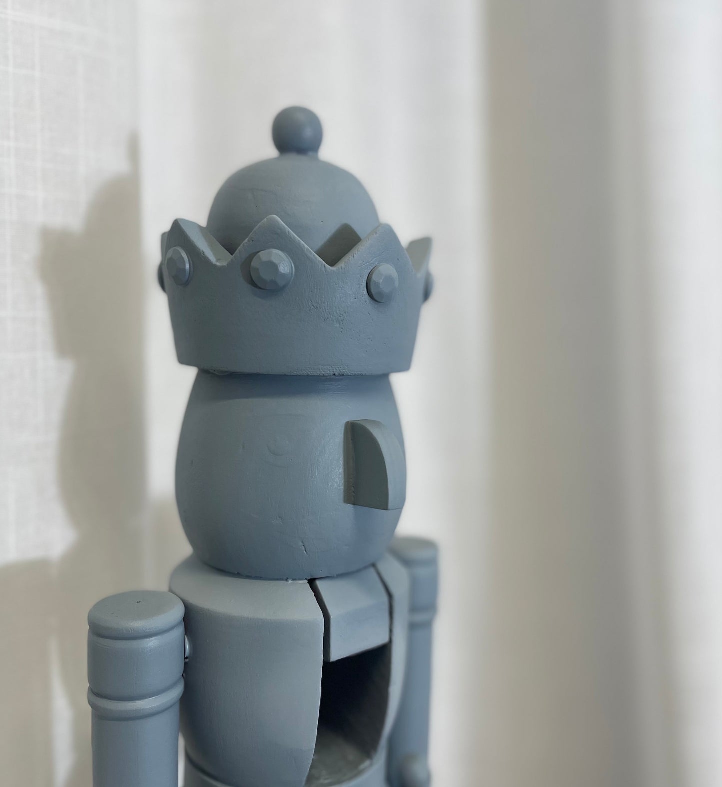 Nussknacker graublau