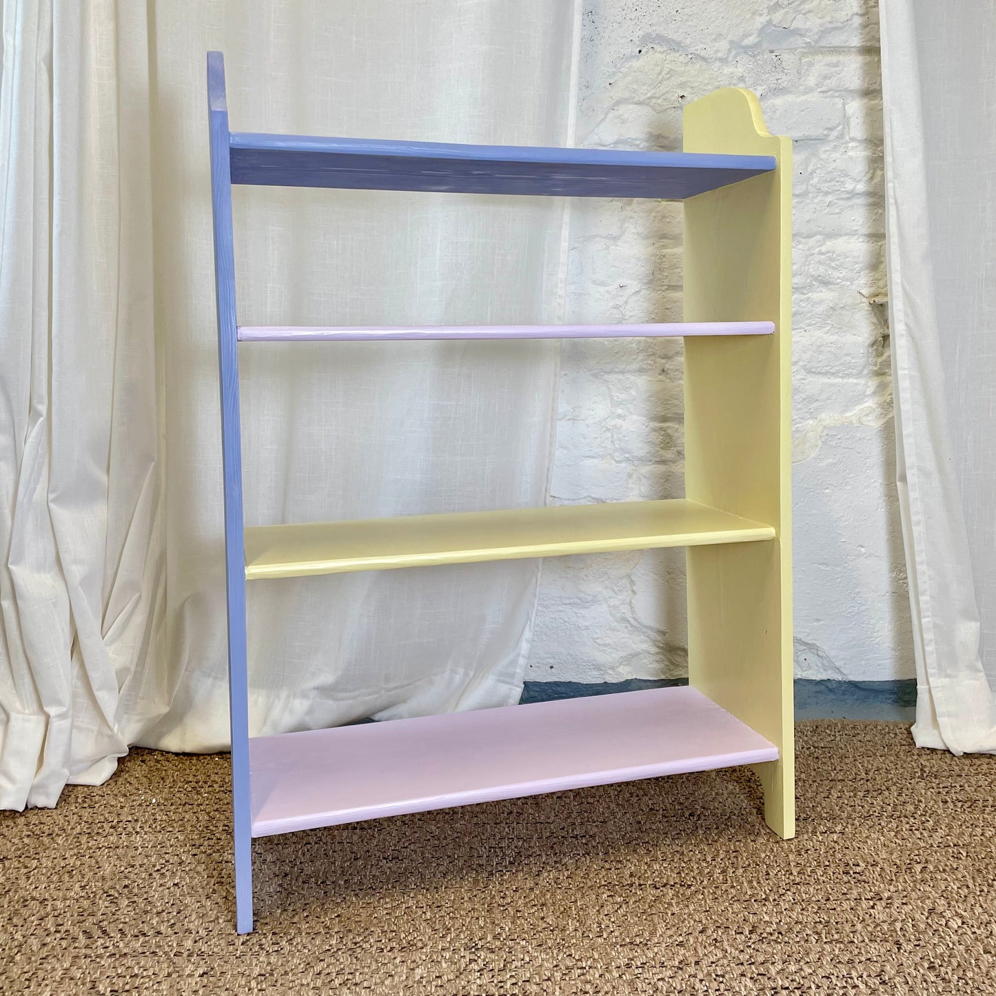 Regal aus Massivholz Secondhand Regal für Wohn- & Kinderzimmer