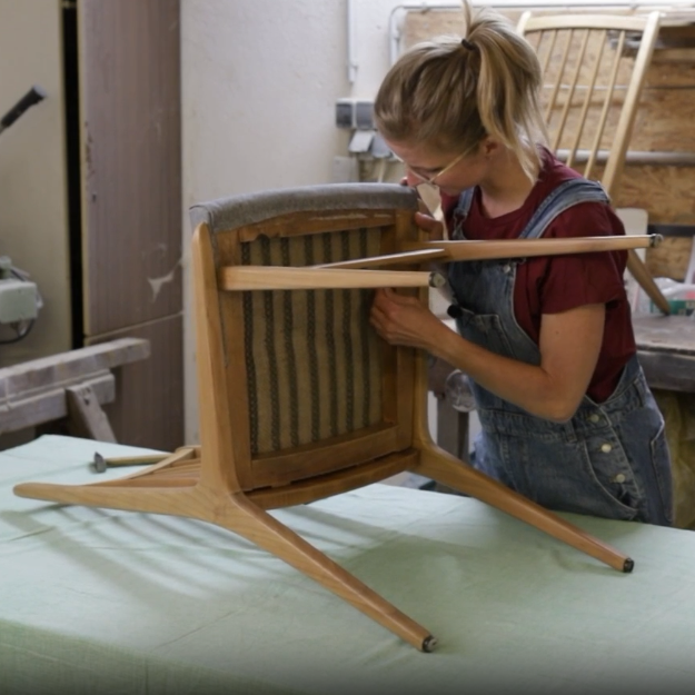 Mid Century Sessel mit hoher Lehne - individuell